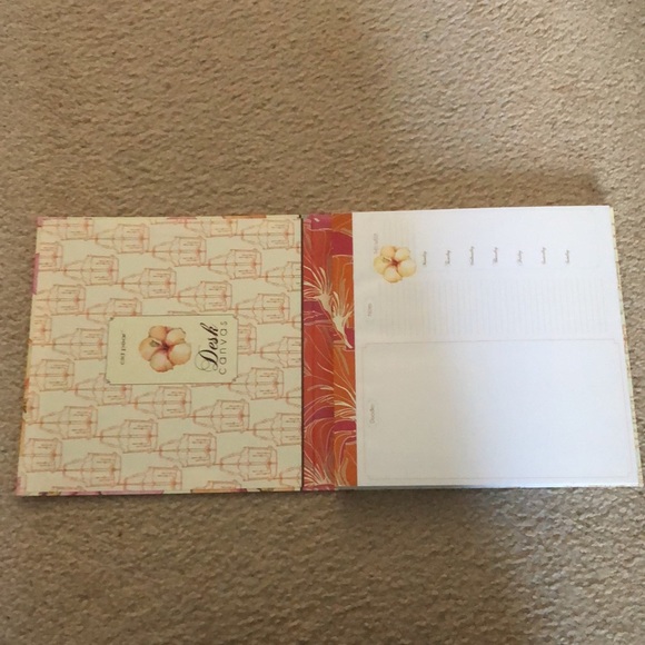 NWT Cid Pear by Tina Givens Desk Canvas Paper Weekly Agenda with Large Flowers - Picture 4 of 6